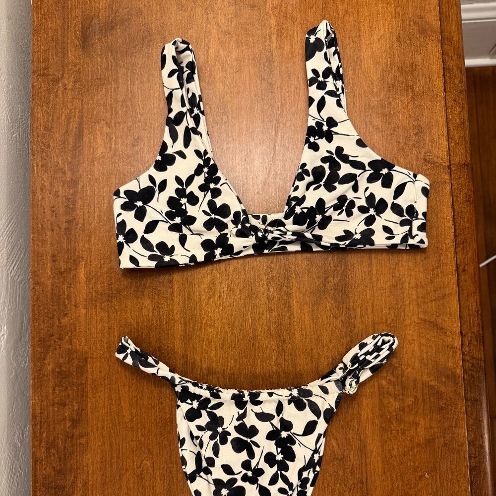 Skatie Swim - Demi Top, Bobbi Bottom & Melly Bottom - Size Small